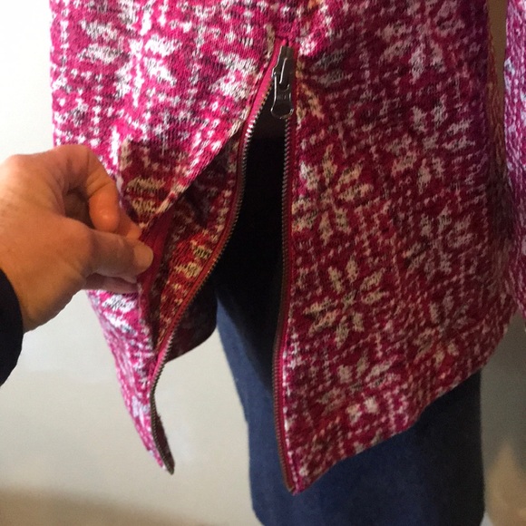 Talbots Raspberry Snowflake Hoodie - Picture 7 of 8